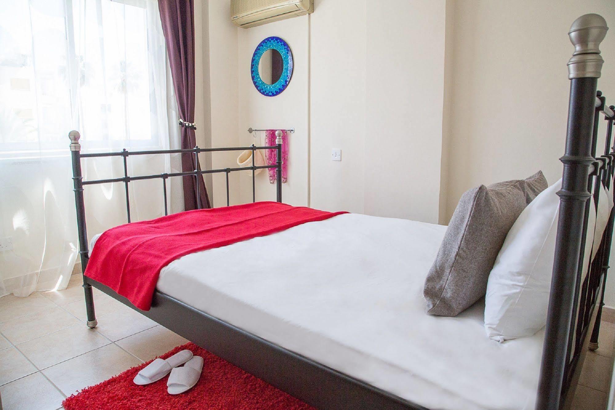 Paphos Love Nest Apartment מראה חיצוני תמונה
